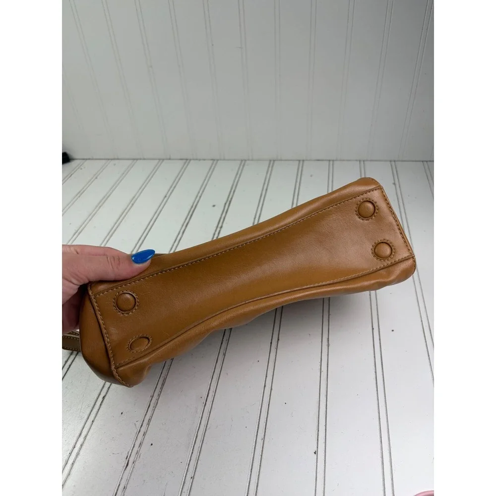 Nine West Vintage Y2K Small Tan Brown Leather Minimalist Baguette Shoulder Bag